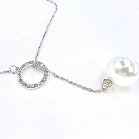 NWOT INC International Concepts Faux Pearl Pull through Silver Tone 16” Necklace - Picture 5 of 7